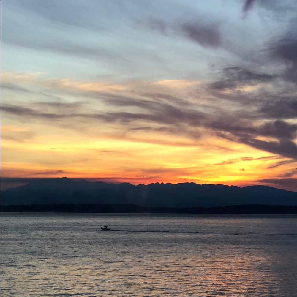 Meet your Posher, Kellie